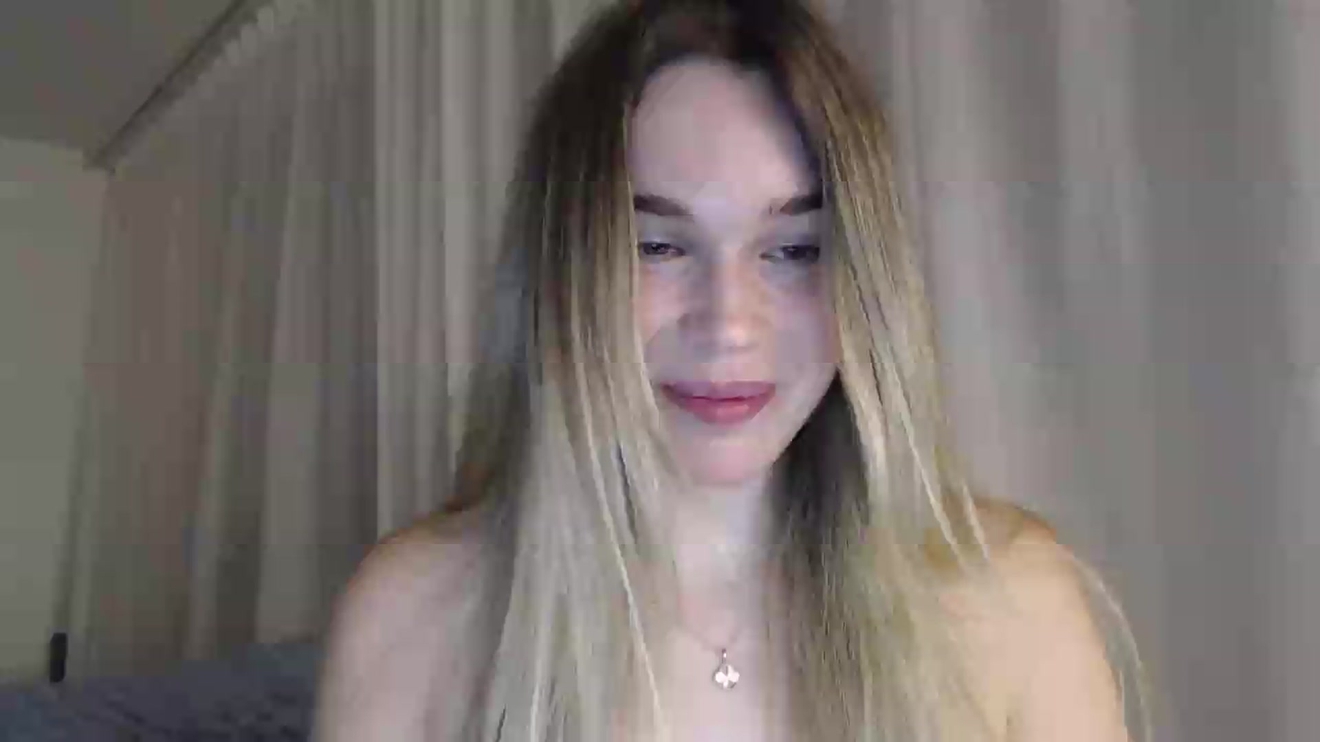 Gallery image thumbnail from Ooh_Cassie's myfreecams stream on, 07/20/2026, 22:13 image 3 of 20