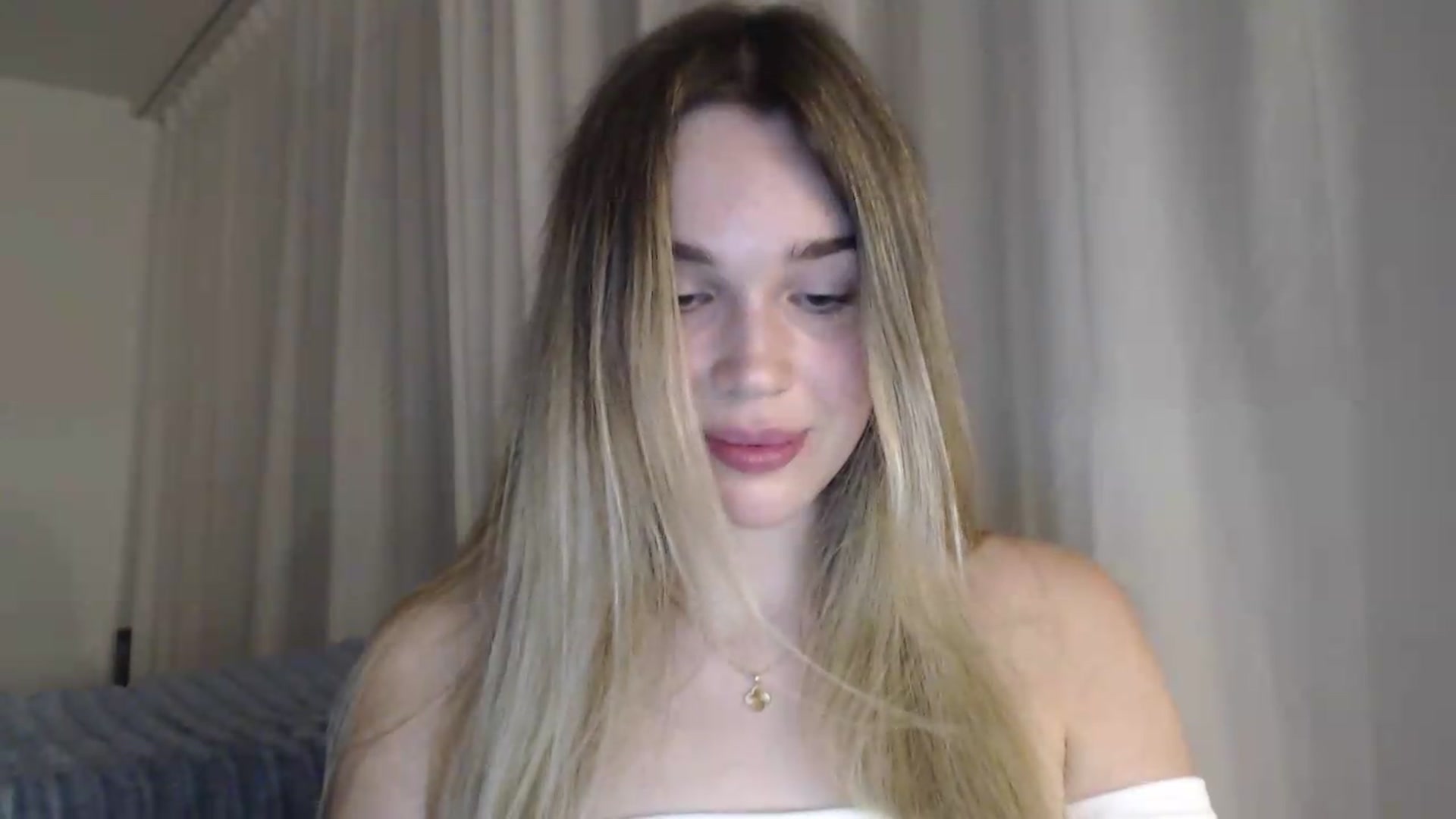 Gallery image thumbnail from Ooh_Cassie's myfreecams stream on, 07/20/2026, 22:13 image 11 of 20