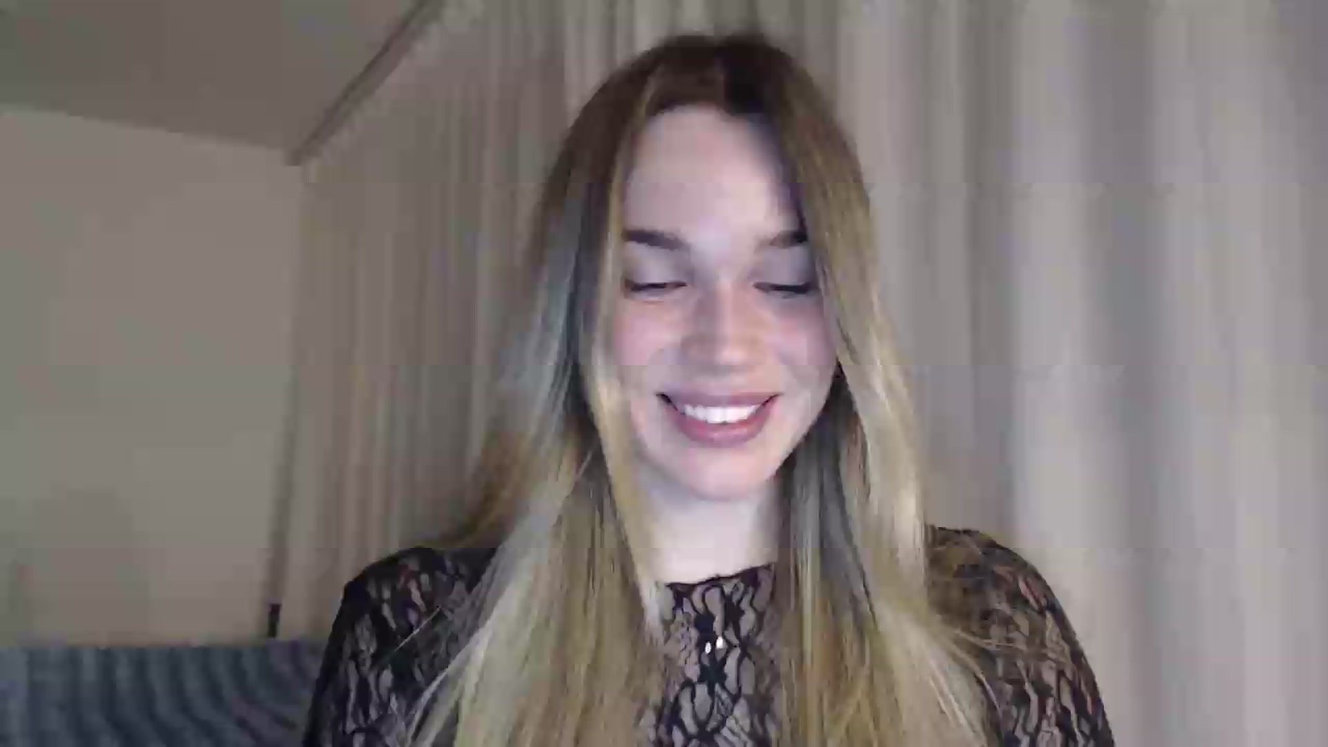 Gallery image thumbnail from Ooh_Cassie's myfreecams stream on, 07/21/2026, 20:32 image 19 of 20