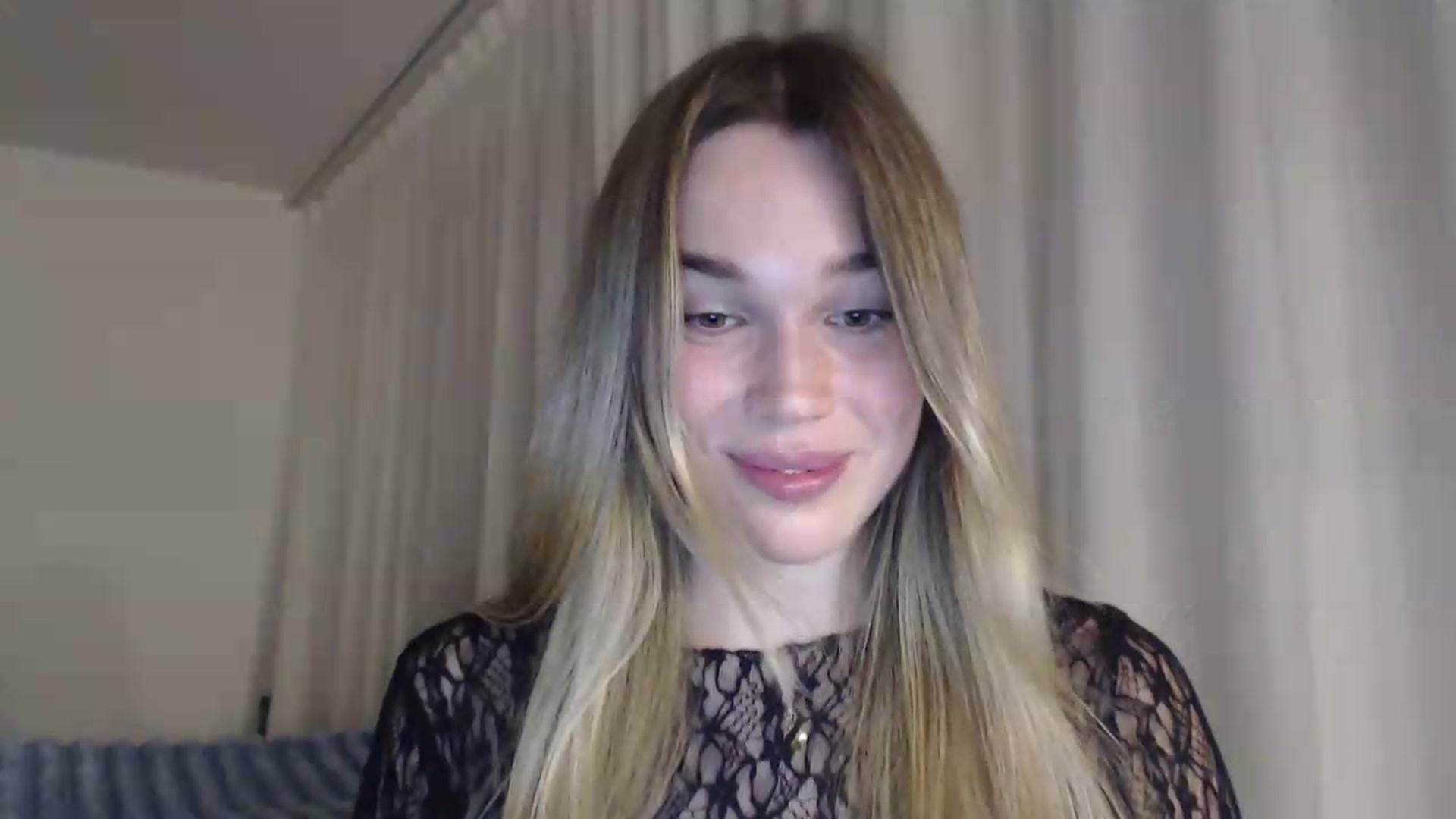 Gallery image thumbnail from Ooh_Cassie's myfreecams stream on, 07/21/2026, 21:05 image 4 of 20