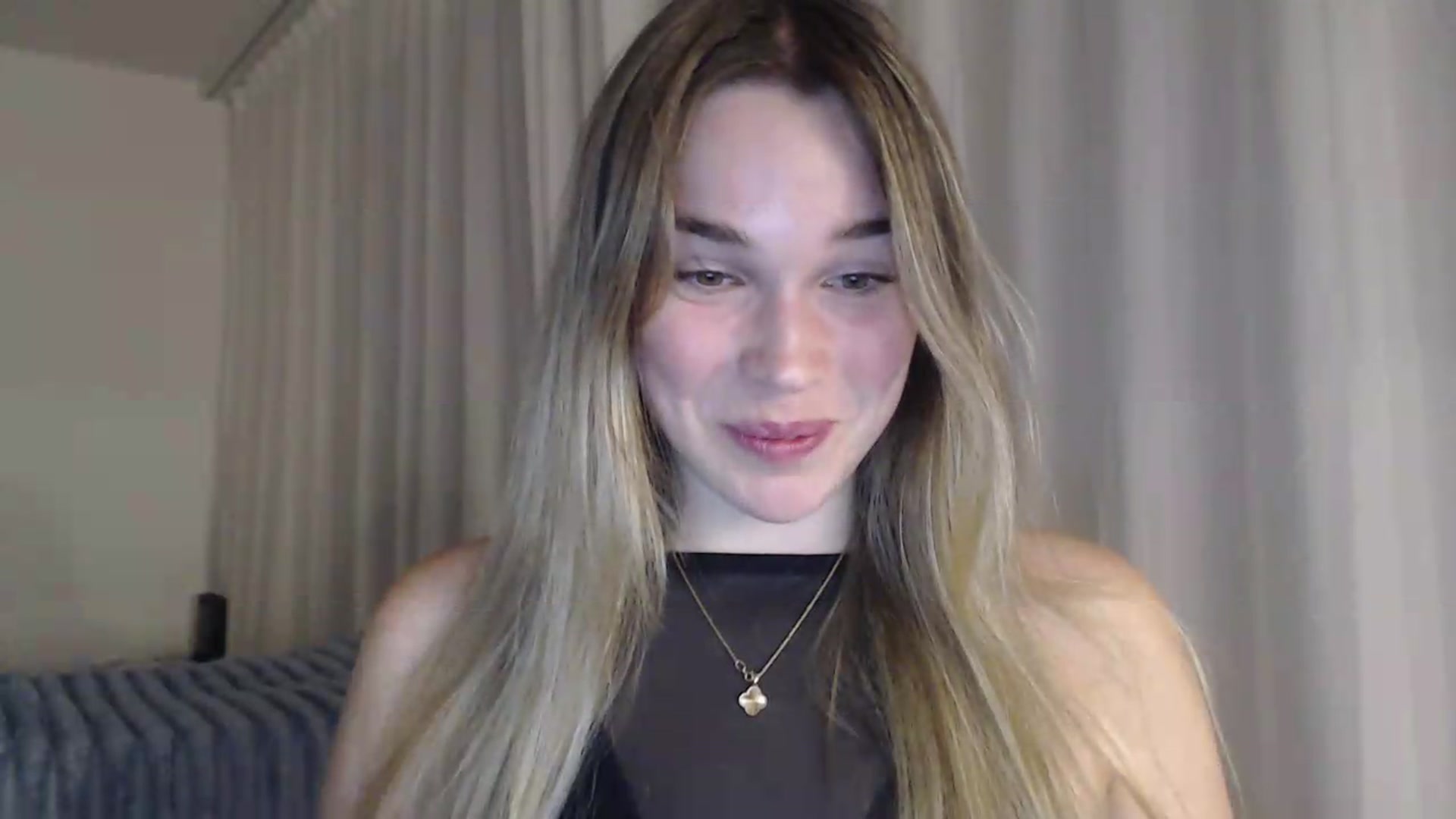 Gallery image thumbnail from Ooh_Cassie's myfreecams stream on, 07/23/2026, 21:11 image 19 of 20