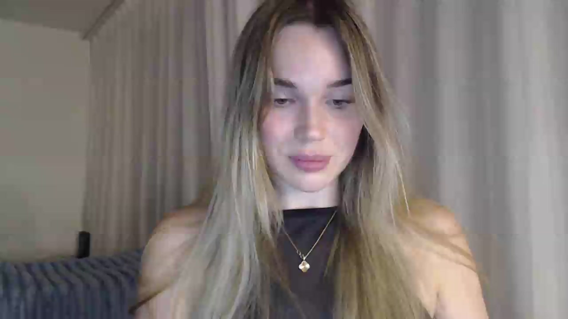 Gallery image thumbnail from Ooh_Cassie's myfreecams stream on, 07/23/2026, 21:11 image 17 of 20