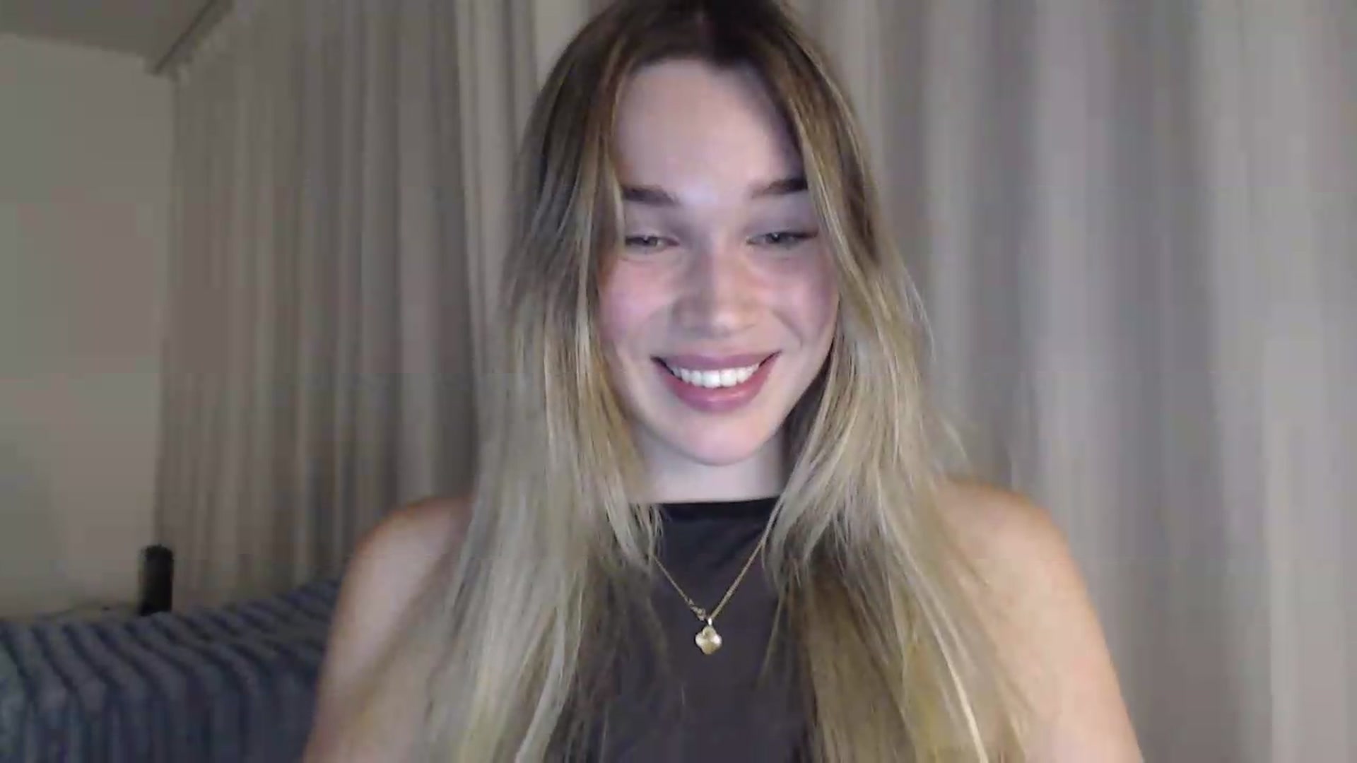 Gallery image thumbnail from Ooh_Cassie's myfreecams stream on, 07/23/2026, 21:11 image 8 of 20