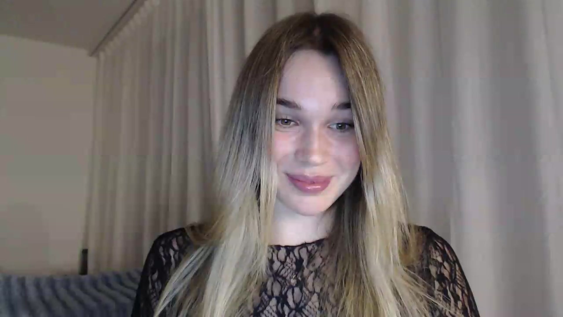 Gallery image thumbnail from Ooh_Cassie's myfreecams stream on, 07/27/2026, 20:55 image 17 of 20