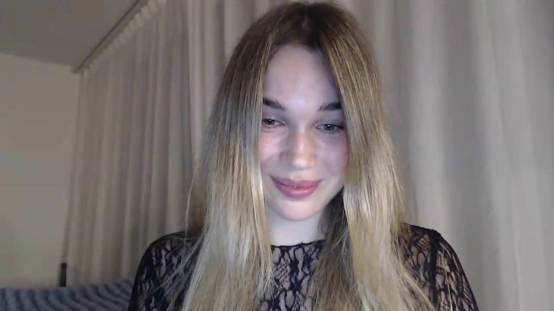 Gallery image thumbnail from Ooh_Cassie's myfreecams stream on, 07/27/2026, 21:42 image 8 of 20