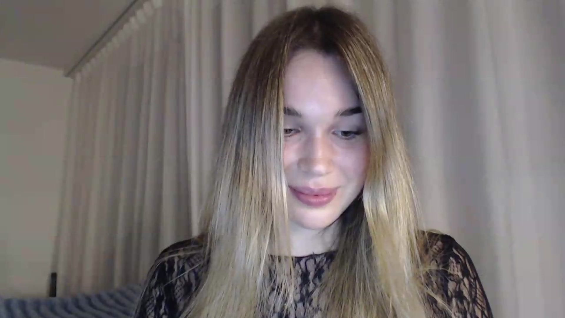Gallery image thumbnail from Ooh_Cassie's myfreecams stream on, 07/27/2026, 21:42 image 17 of 20