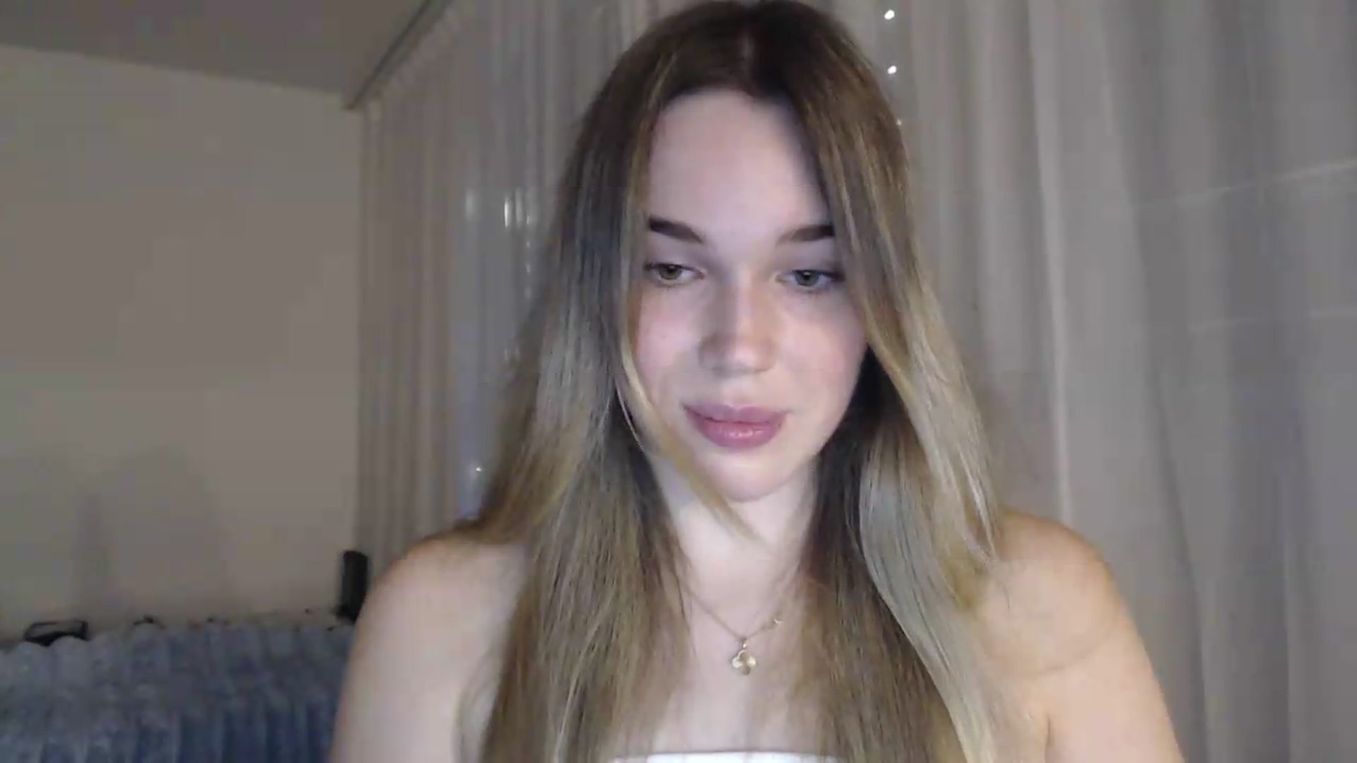 Gallery image thumbnail from Ooh_Cassie's myfreecams stream on, 07/28/2026, 18:36 image 18 of 20