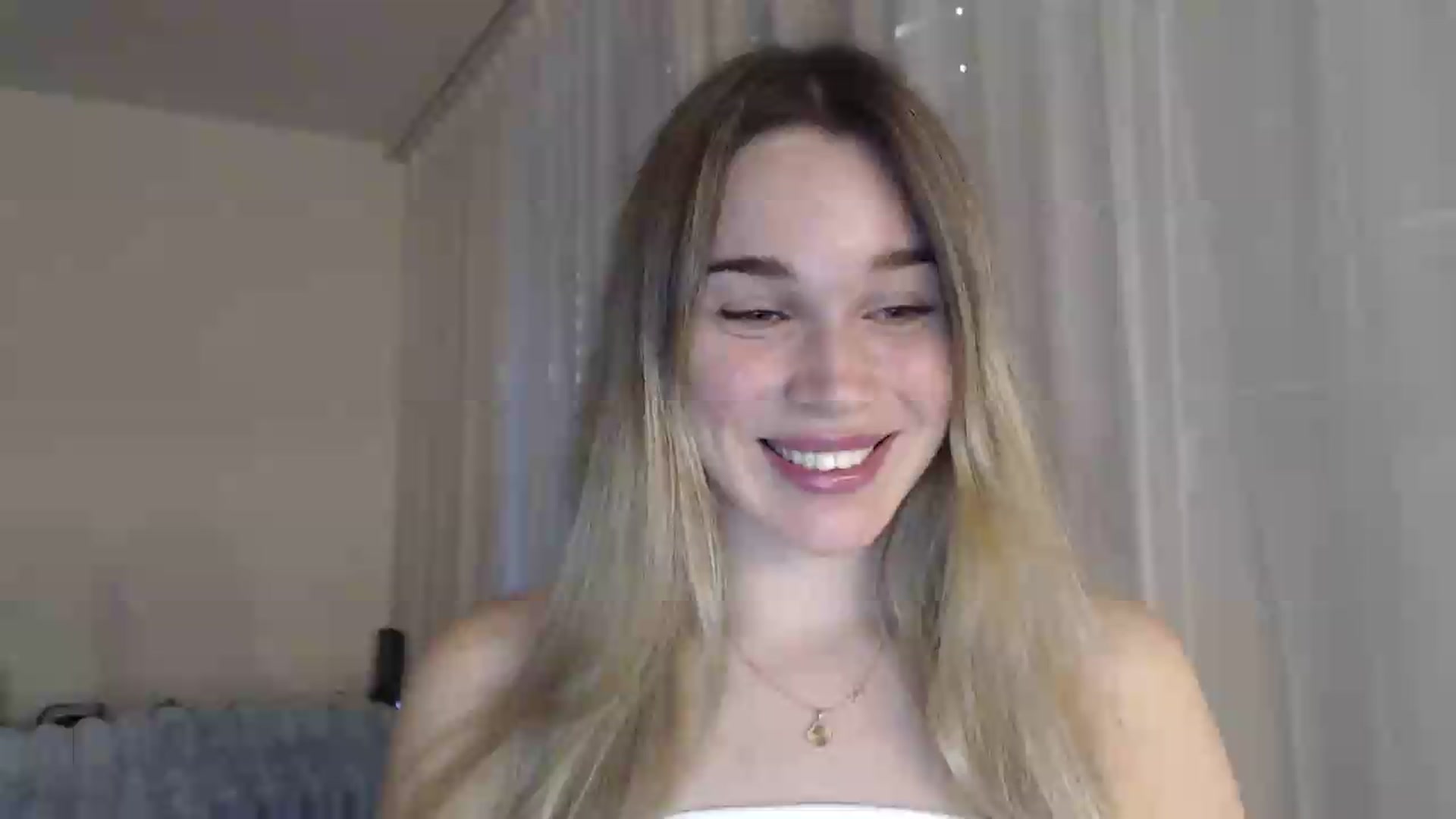 Gallery image thumbnail from Ooh_Cassie's myfreecams stream on, 07/28/2026, 18:36 image 1 of 20
