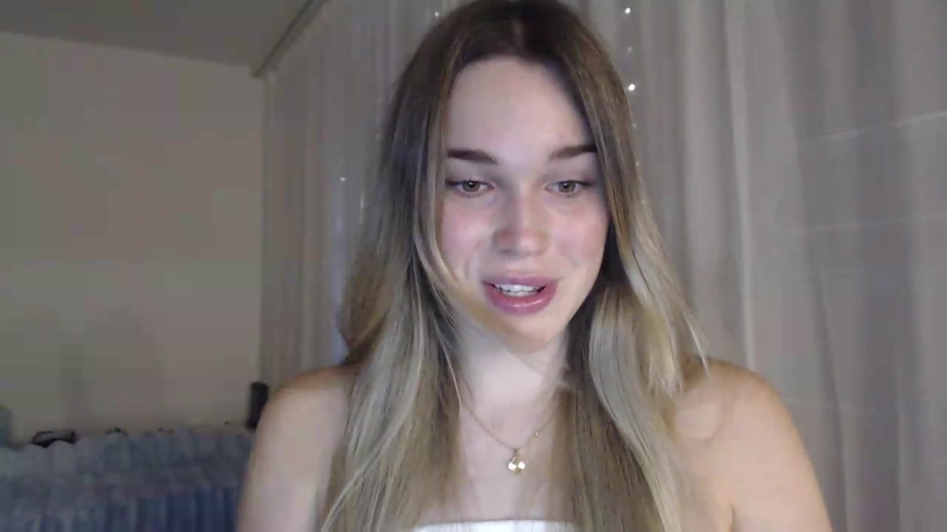 Gallery image thumbnail from Ooh_Cassie's myfreecams stream on, 07/28/2026, 18:36 image 13 of 20