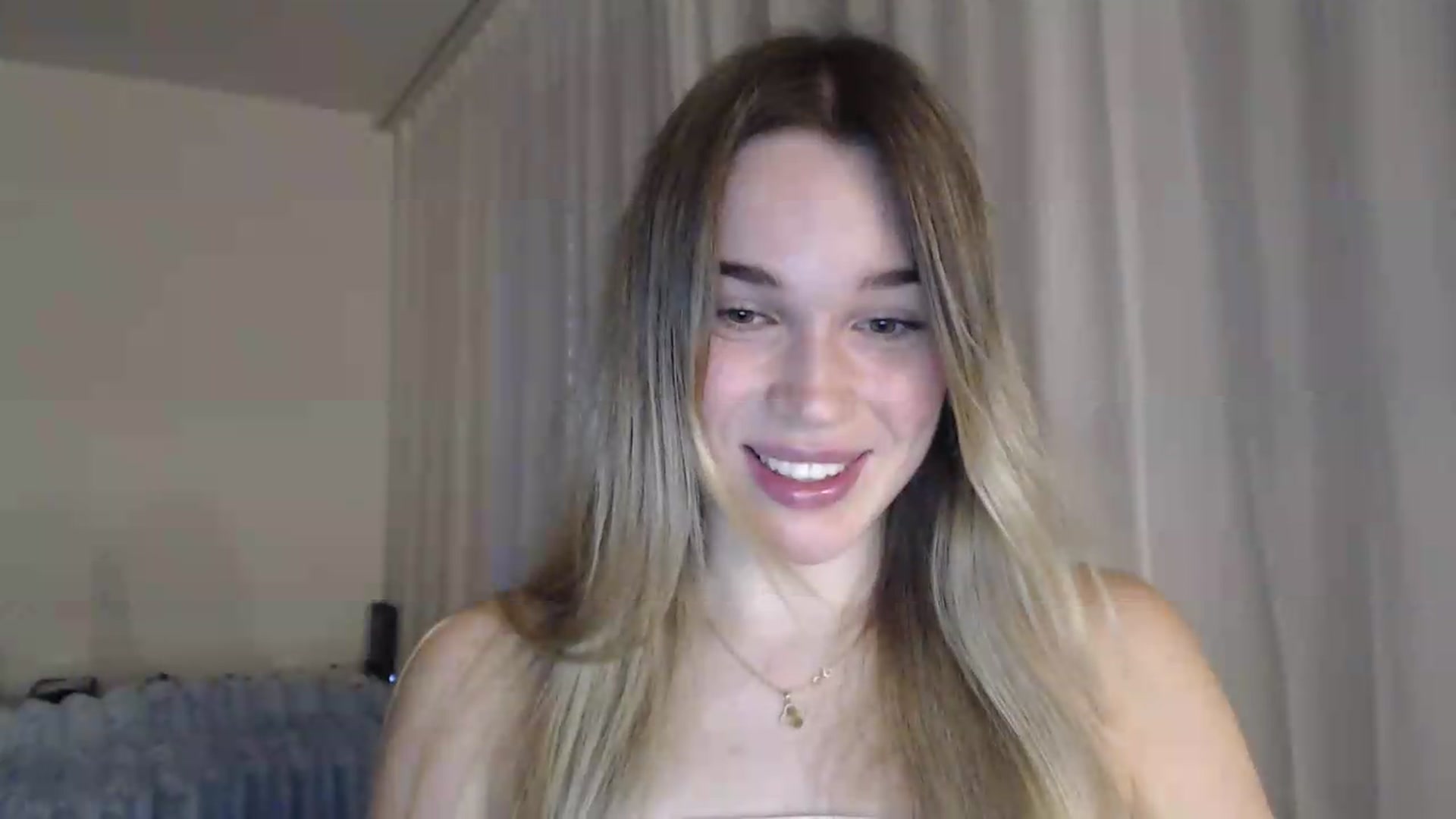 Gallery image thumbnail from Ooh_Cassie's myfreecams stream on, 07/28/2026, 20:00 image 2 of 20