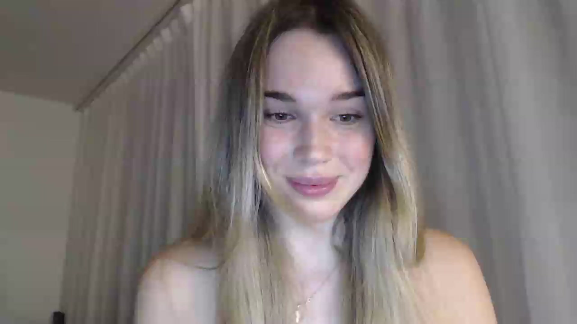 Gallery image thumbnail from Ooh_Cassie's myfreecams stream on, 07/28/2026, 20:22 image 1 of 20