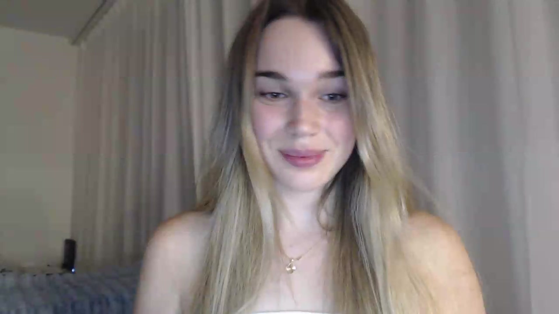 Gallery image thumbnail from Ooh_Cassie's myfreecams stream on, 07/28/2026, 20:22 image 20 of 20