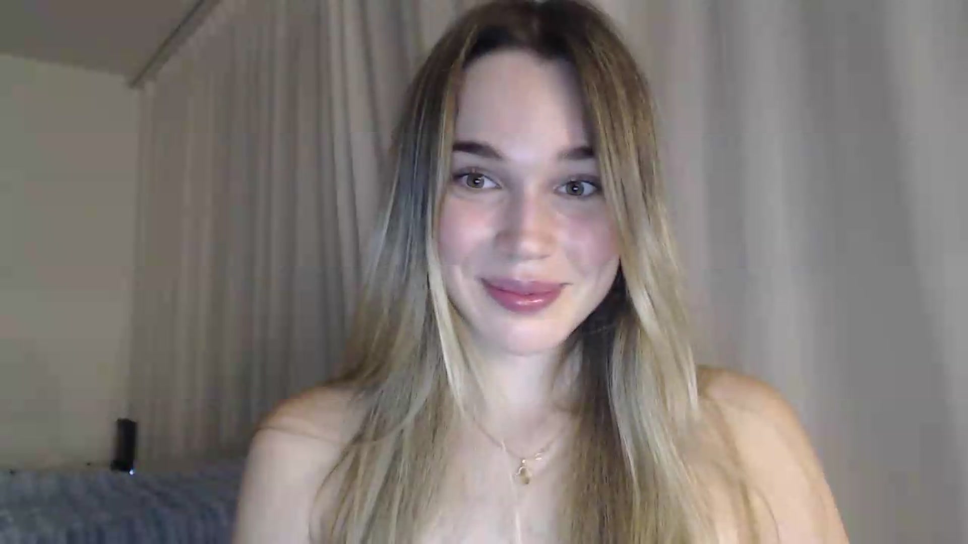 Gallery image thumbnail from Ooh_Cassie's myfreecams stream on, 07/28/2026, 21:27 image 19 of 20