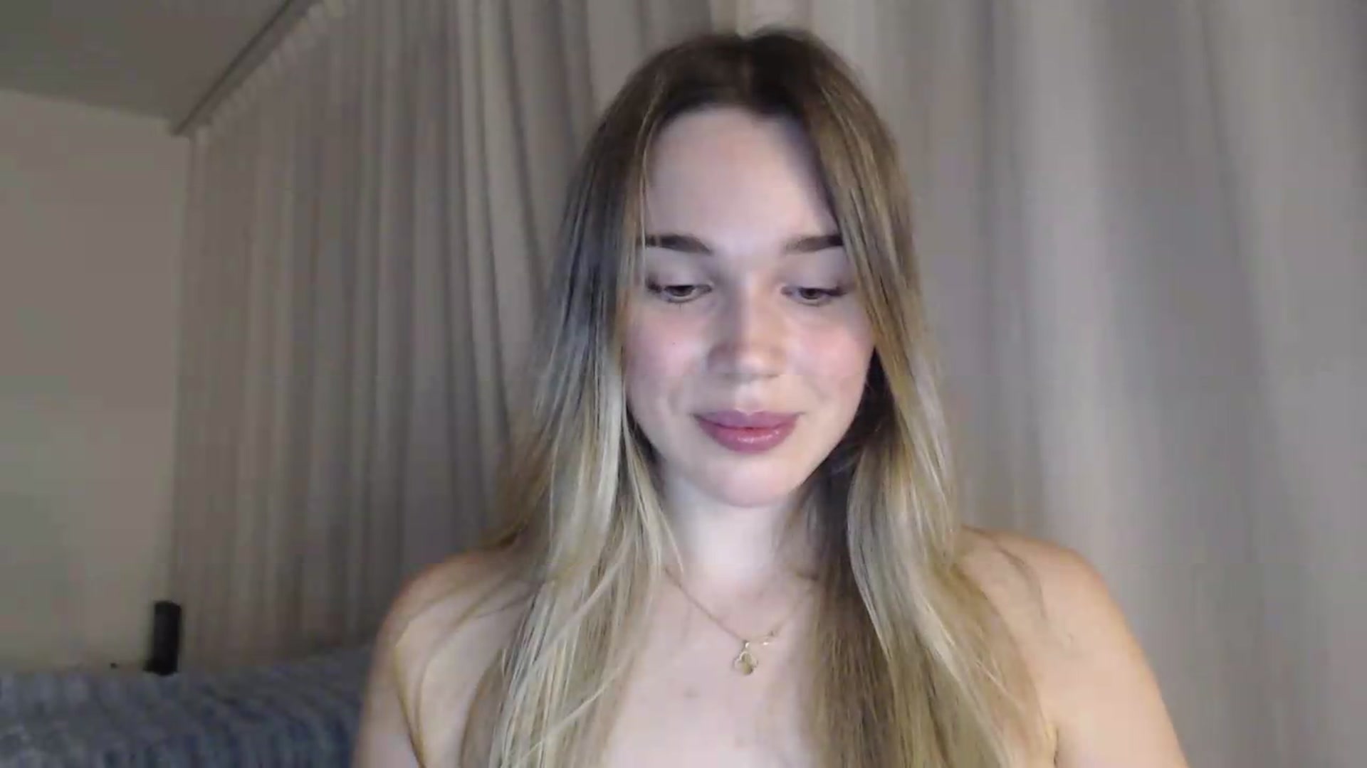 Gallery image thumbnail from Ooh_Cassie's myfreecams stream on, 07/28/2026, 21:27 image 13 of 20