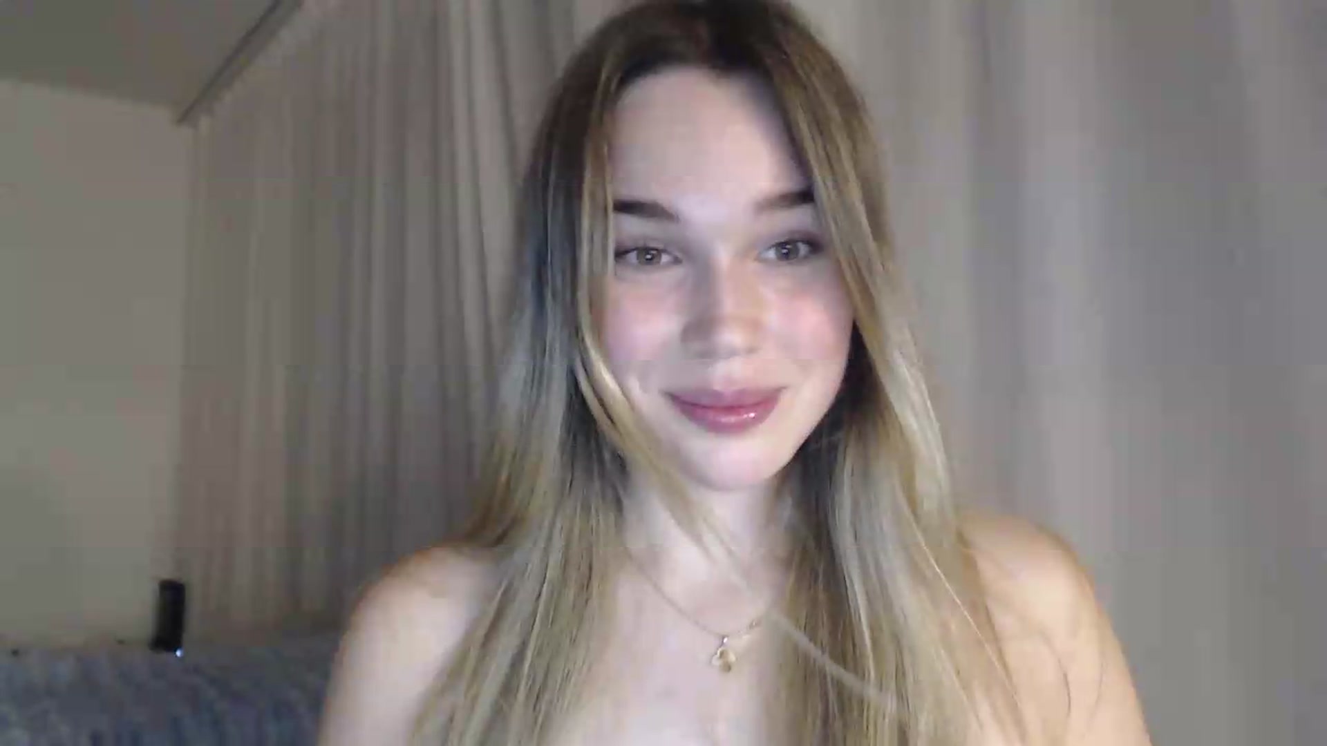 Gallery image thumbnail from Ooh_Cassie's myfreecams stream on, 07/28/2026, 21:27 image 17 of 20