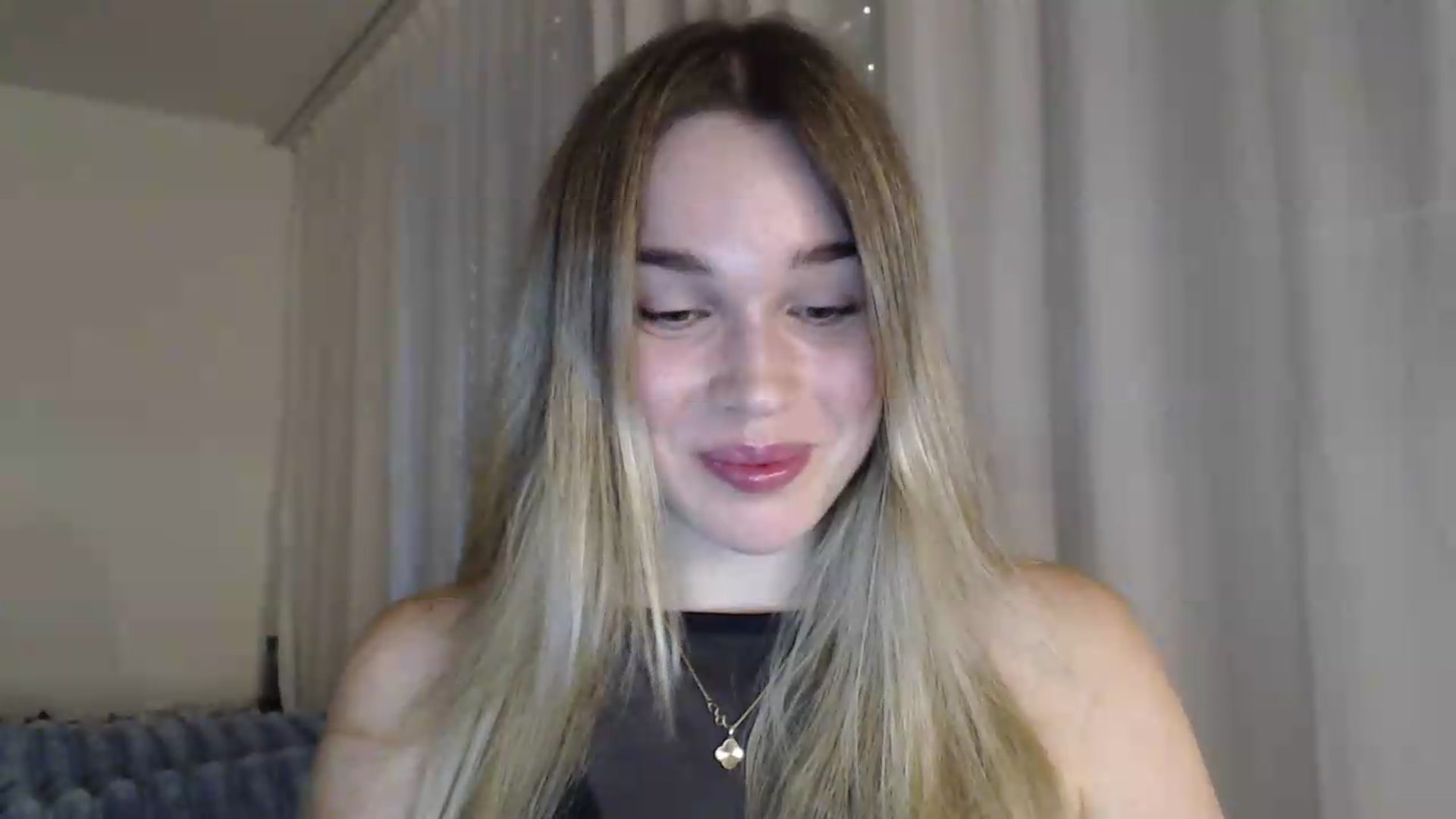 Gallery image thumbnail from Ooh_Cassie's myfreecams stream on, 07/29/2026, 18:19 image 20 of 20