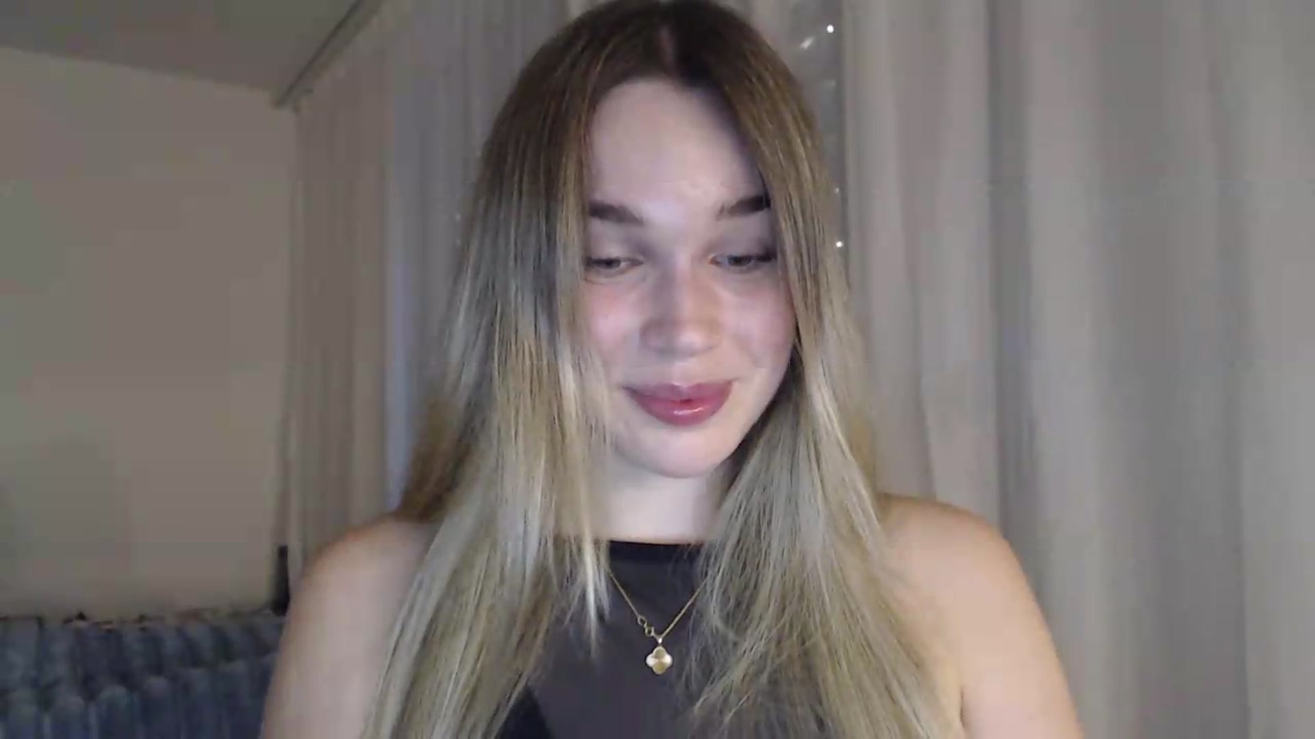Gallery image thumbnail from Ooh_Cassie's myfreecams stream on, 07/29/2026, 18:19 image 11 of 20