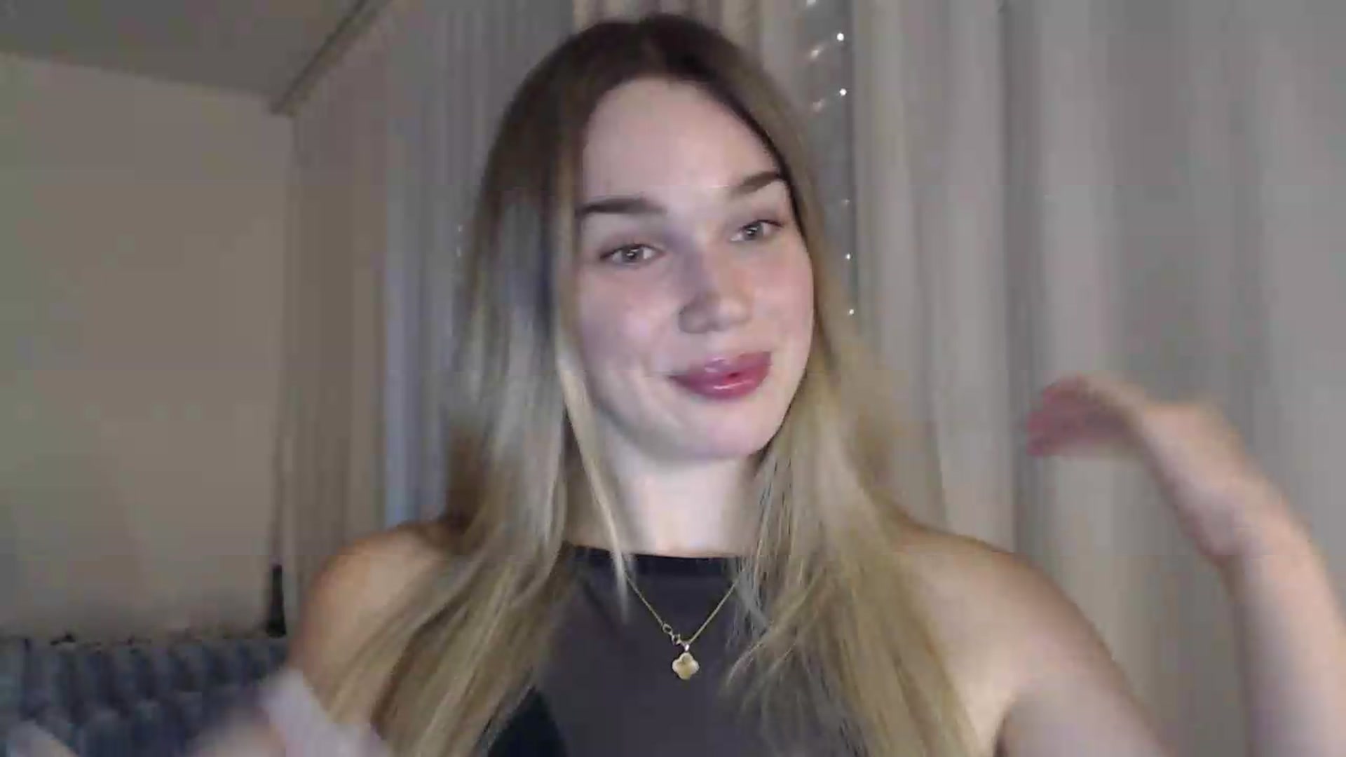 Gallery image thumbnail from Ooh_Cassie's myfreecams stream on, 07/29/2026, 18:19 image 10 of 20
