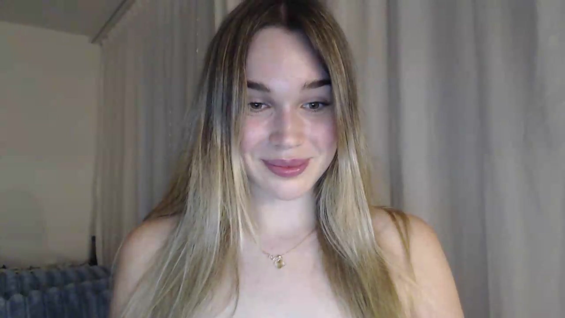 Gallery image thumbnail from Ooh_Cassie's myfreecams stream on, 07/29/2026, 20:38 image 2 of 20