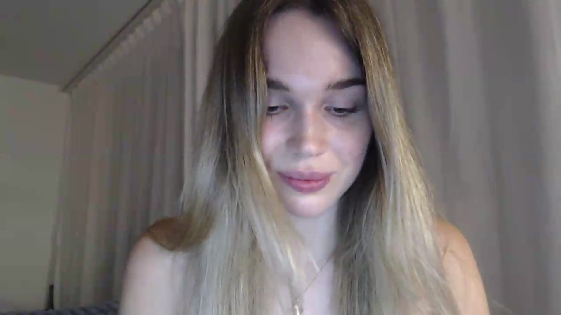 Gallery image thumbnail from Ooh_Cassie's myfreecams stream on, 07/29/2026, 20:38 image 15 of 20