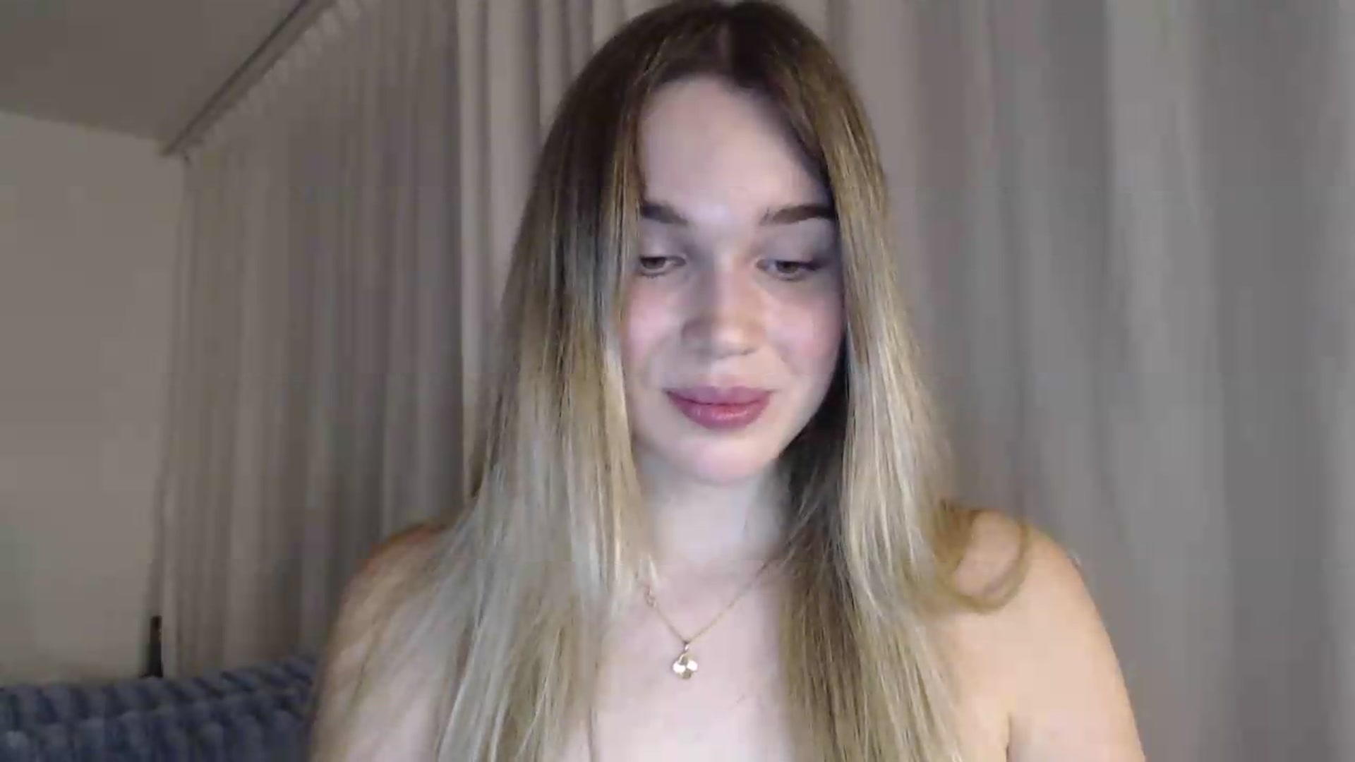 Gallery image thumbnail from Ooh_Cassie's myfreecams stream on, 07/29/2026, 20:38 image 16 of 20