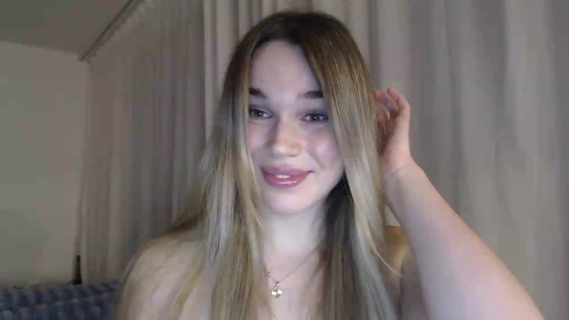 Gallery image thumbnail from Ooh_Cassie's myfreecams stream on, 07/29/2026, 20:38 image 6 of 20