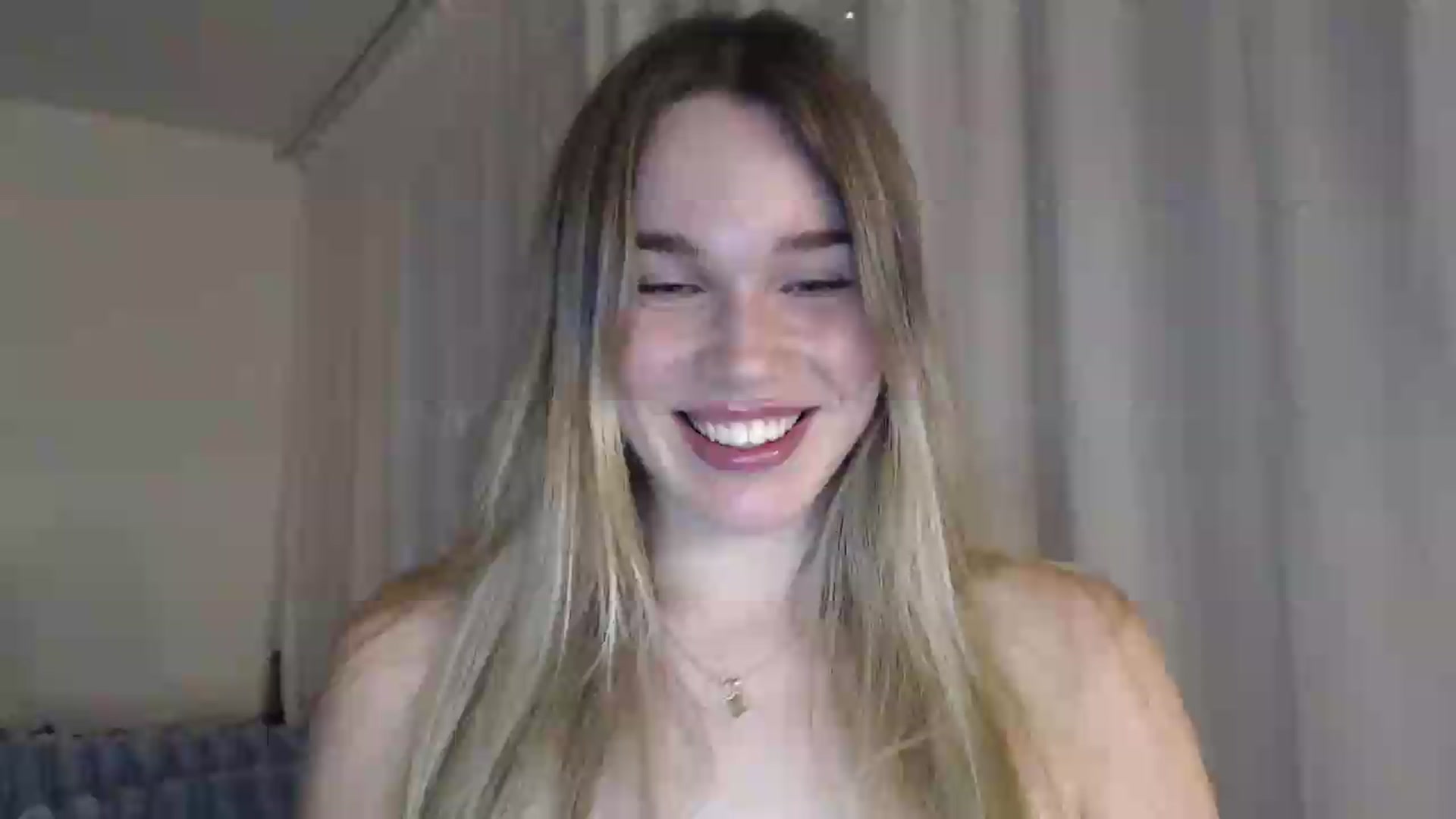 Gallery image thumbnail from Ooh_Cassie's myfreecams stream on, 07/29/2026, 20:38 image 1 of 20