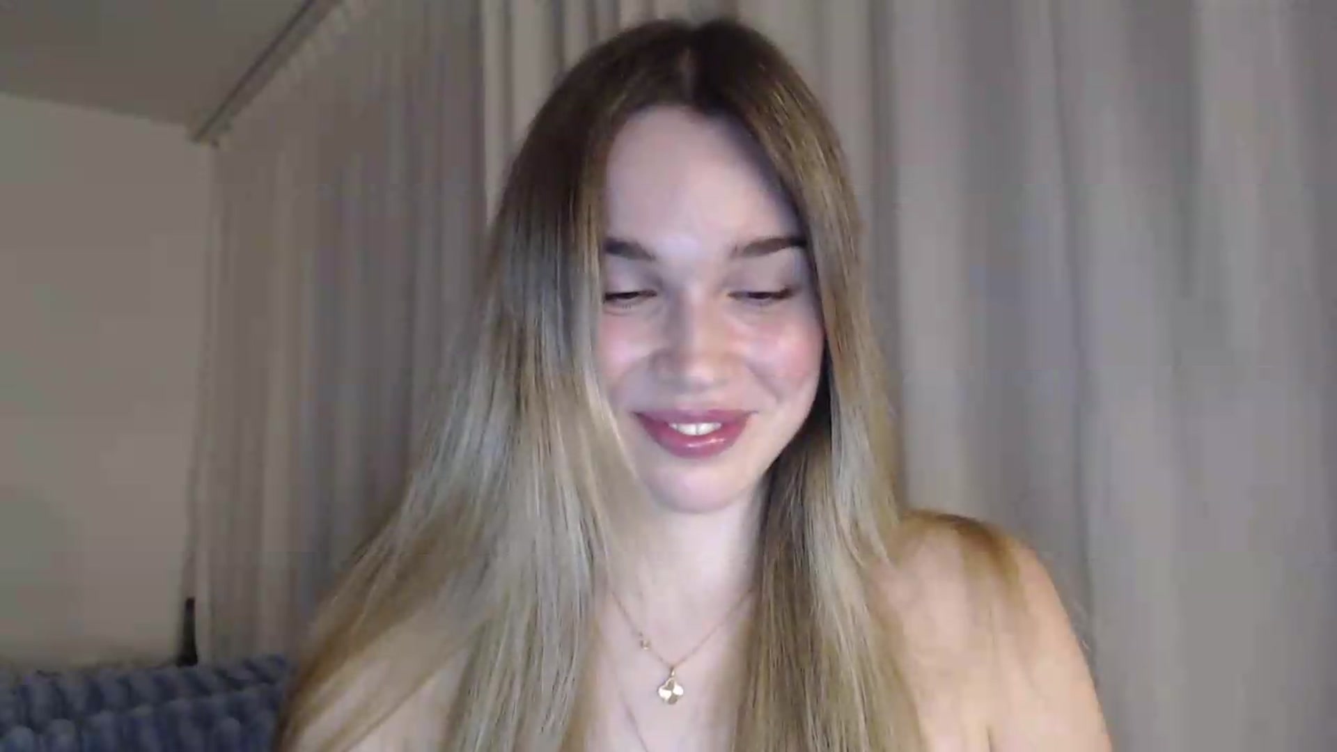 Gallery image thumbnail from Ooh_Cassie's myfreecams stream on, 07/29/2026, 20:38 image 5 of 20