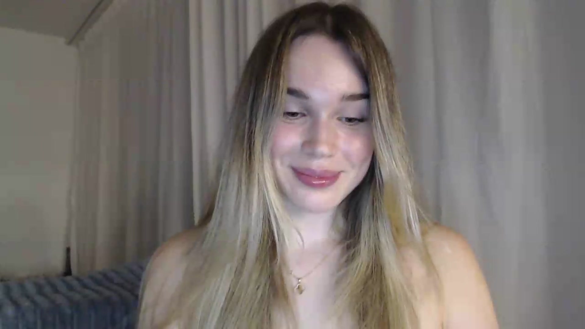 Gallery image thumbnail from Ooh_Cassie's myfreecams stream on, 07/29/2026, 22:00 image 10 of 20