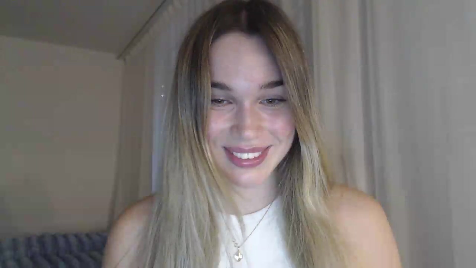 Gallery image thumbnail from Ooh_Cassie's myfreecams stream on, 07/30/2026, 17:34 image 7 of 20