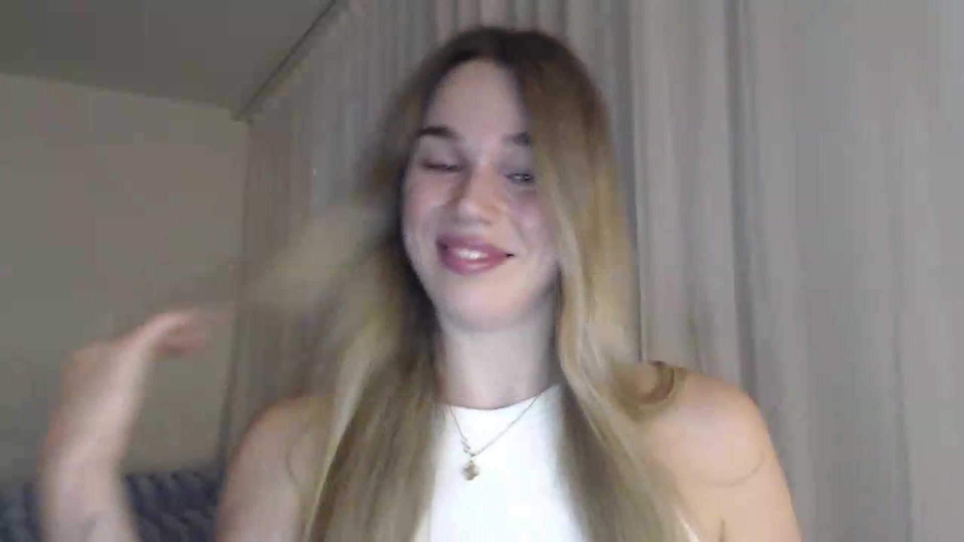 Gallery image thumbnail from Ooh_Cassie's myfreecams stream on, 07/30/2026, 17:34 image 15 of 20