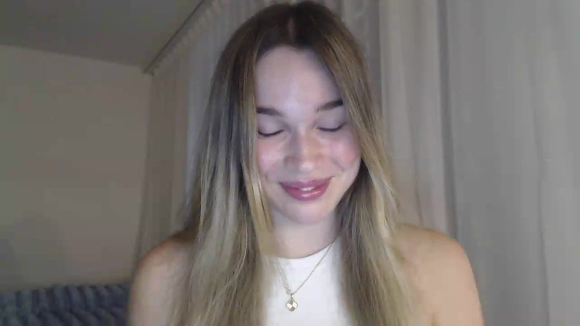 Gallery image thumbnail from Ooh_Cassie's myfreecams stream on, 07/30/2026, 17:34 image 12 of 20