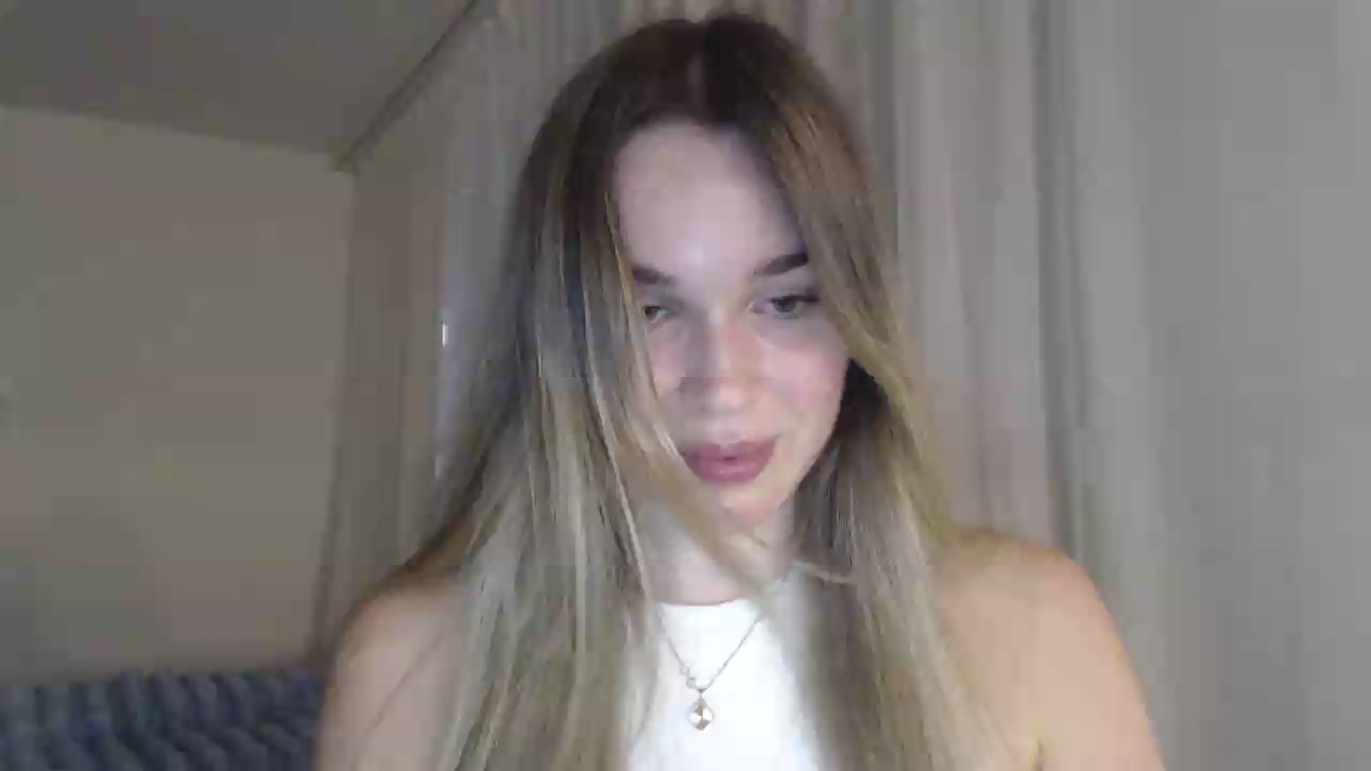 Gallery image thumbnail from Ooh_Cassie's myfreecams stream on, 07/30/2026, 17:34 image 17 of 20