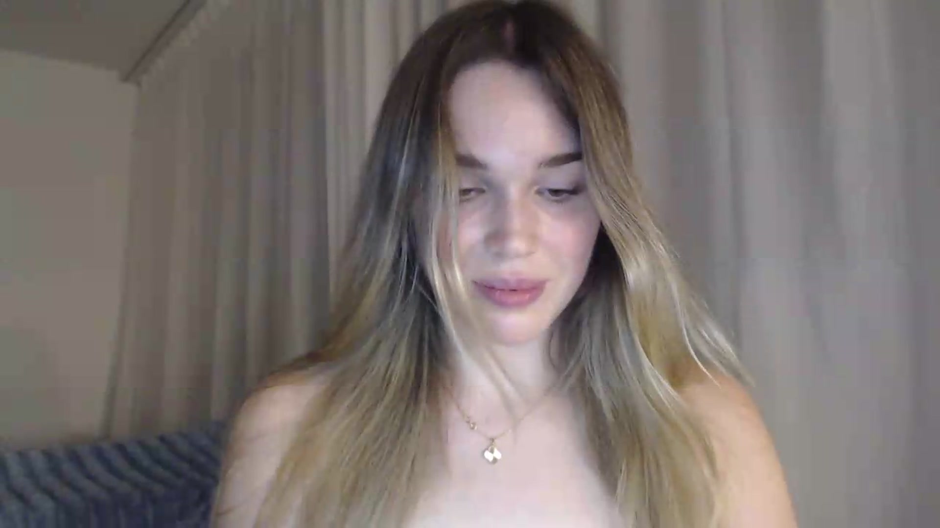 Gallery image thumbnail from Ooh_Cassie's myfreecams stream on, 07/30/2026, 20:17 image 15 of 20