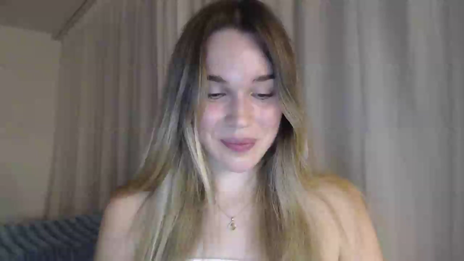 Gallery image thumbnail from Ooh_Cassie's myfreecams stream on, 07/30/2026, 20:17 image 10 of 20