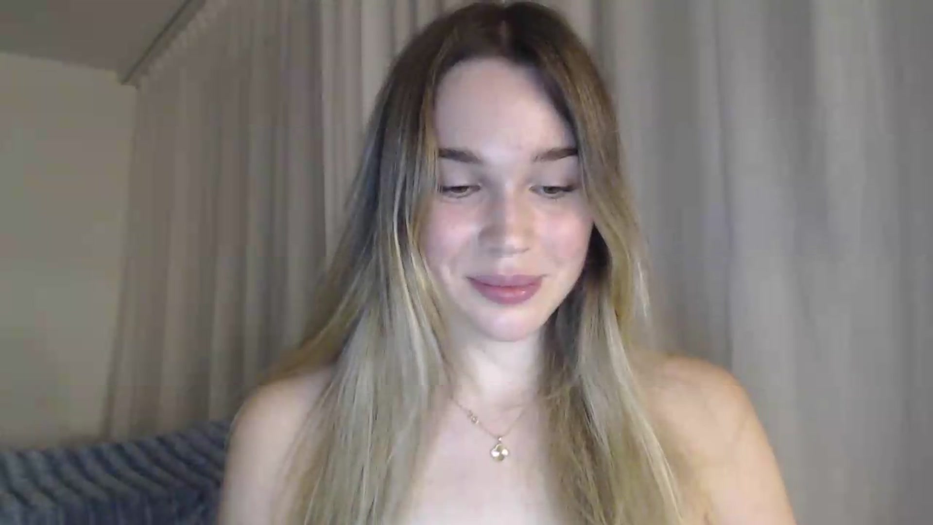 Gallery image thumbnail from Ooh_Cassie's myfreecams stream on, 07/30/2026, 20:17 image 13 of 20