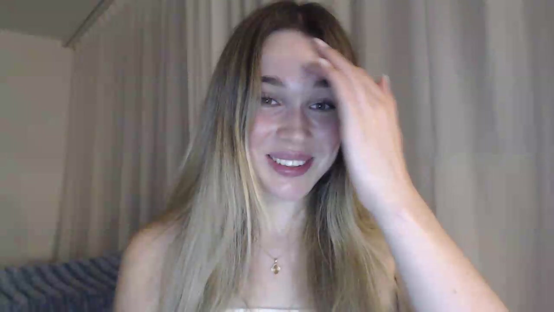 Gallery image thumbnail from Ooh_Cassie's myfreecams stream on, 07/30/2026, 20:17 image 9 of 20