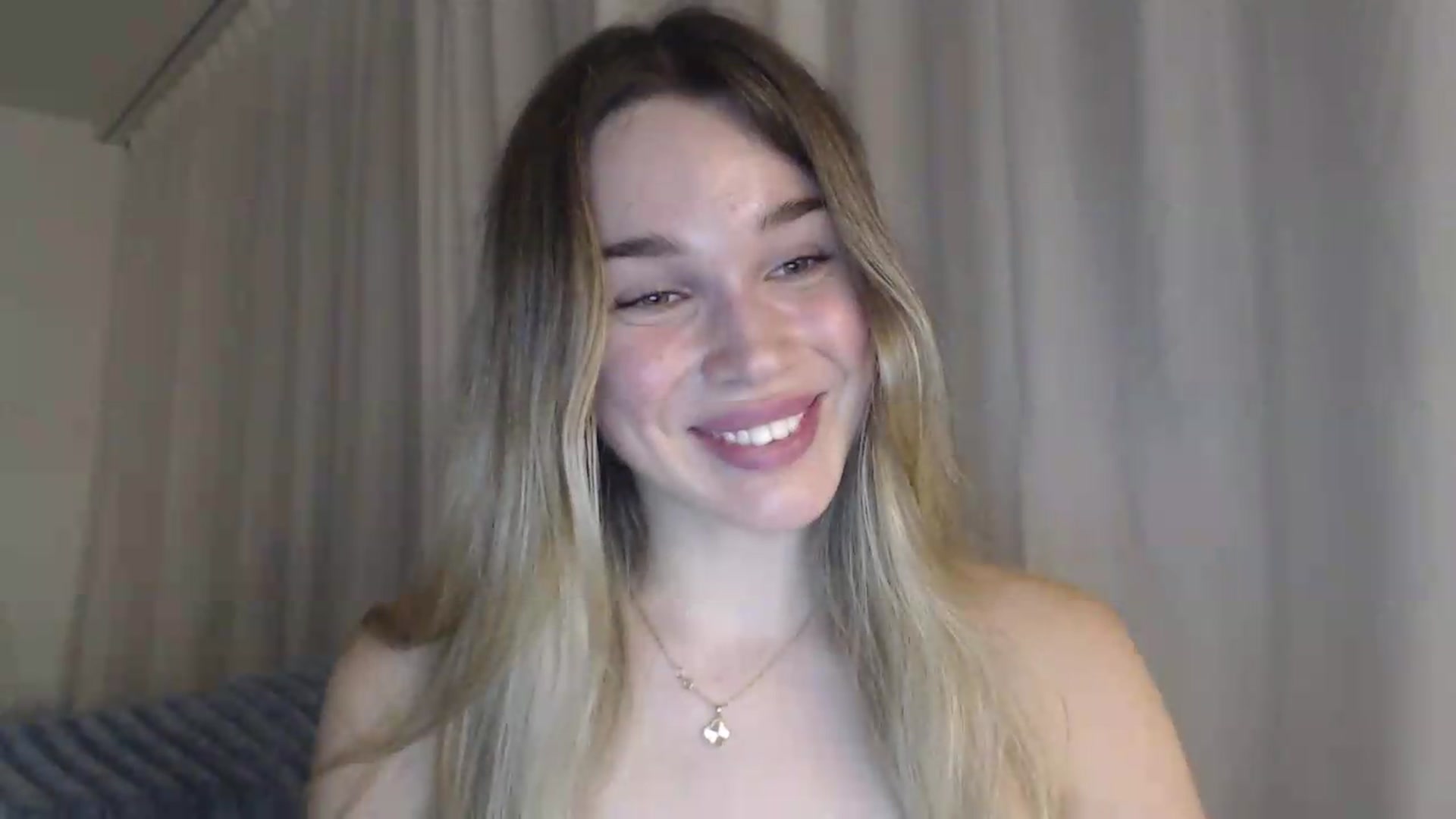 Gallery image thumbnail from Ooh_Cassie's myfreecams stream on, 07/30/2026, 21:57 image 9 of 20