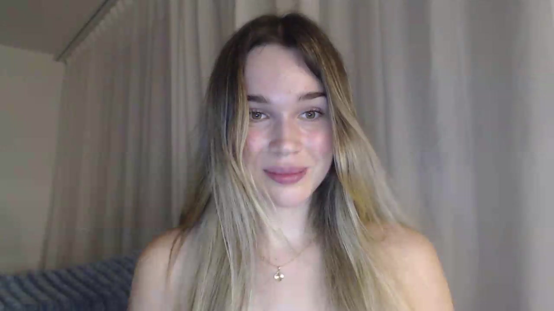 Gallery image thumbnail from Ooh_Cassie's myfreecams stream on, 07/30/2026, 21:57 image 18 of 20