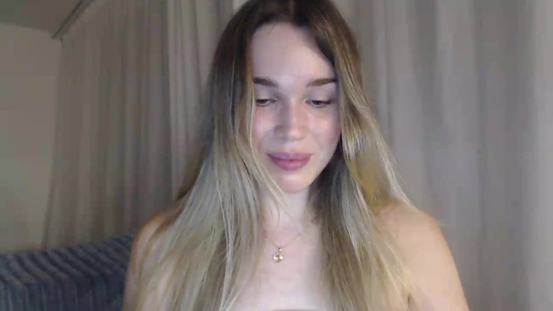 Gallery image thumbnail from Ooh_Cassie's myfreecams stream on, 07/30/2026, 21:57 image 19 of 20