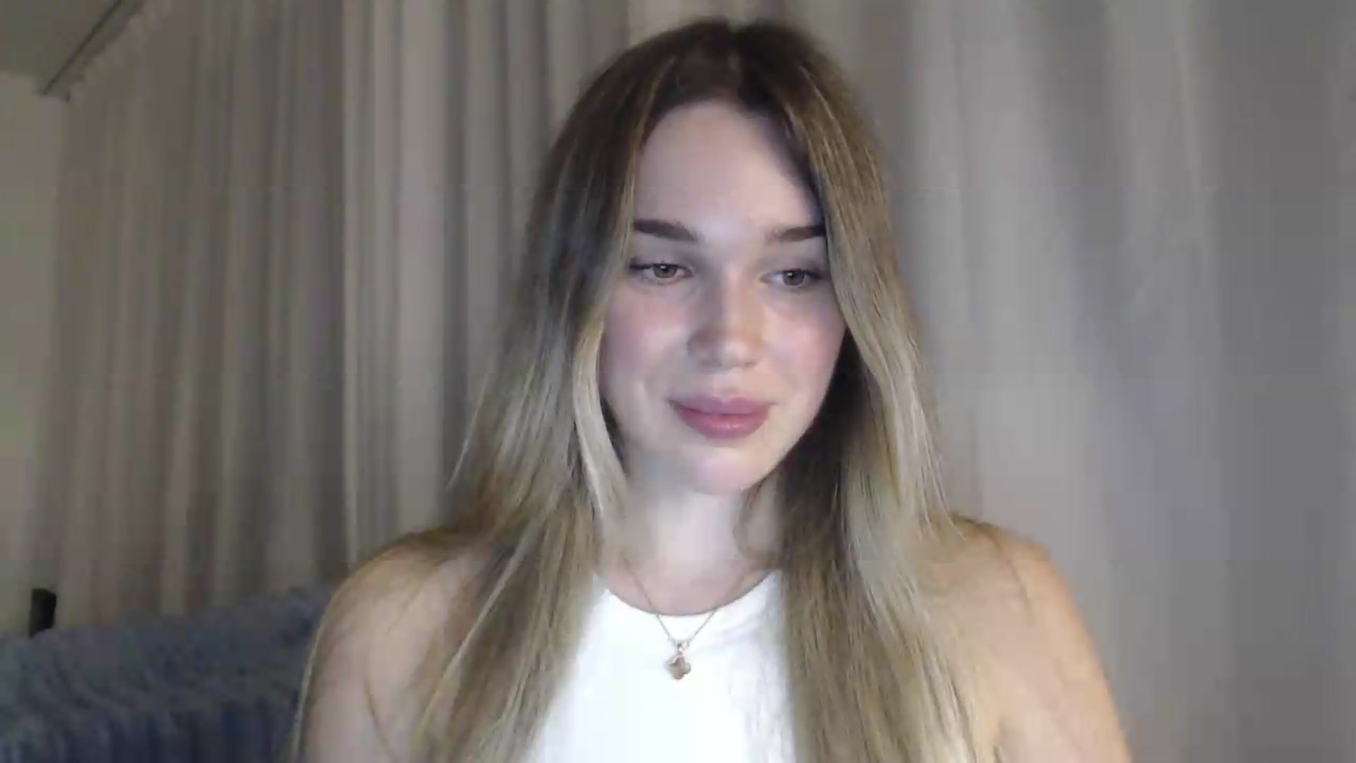 Gallery image thumbnail from Ooh_Cassie's myfreecams stream on, 07/31/2026, 21:11 image 18 of 20