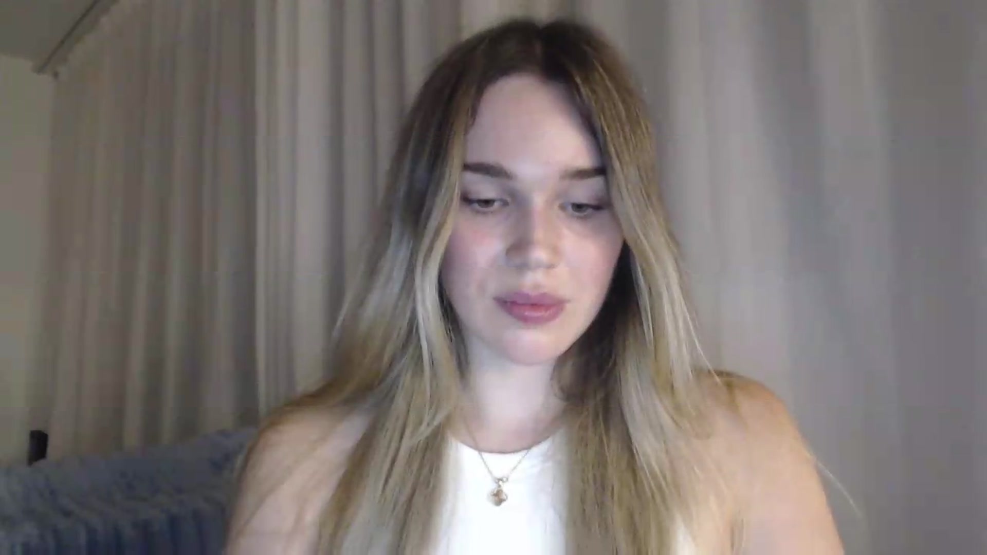 Gallery image thumbnail from Ooh_Cassie's myfreecams stream on, 07/31/2026, 21:11 image 11 of 20