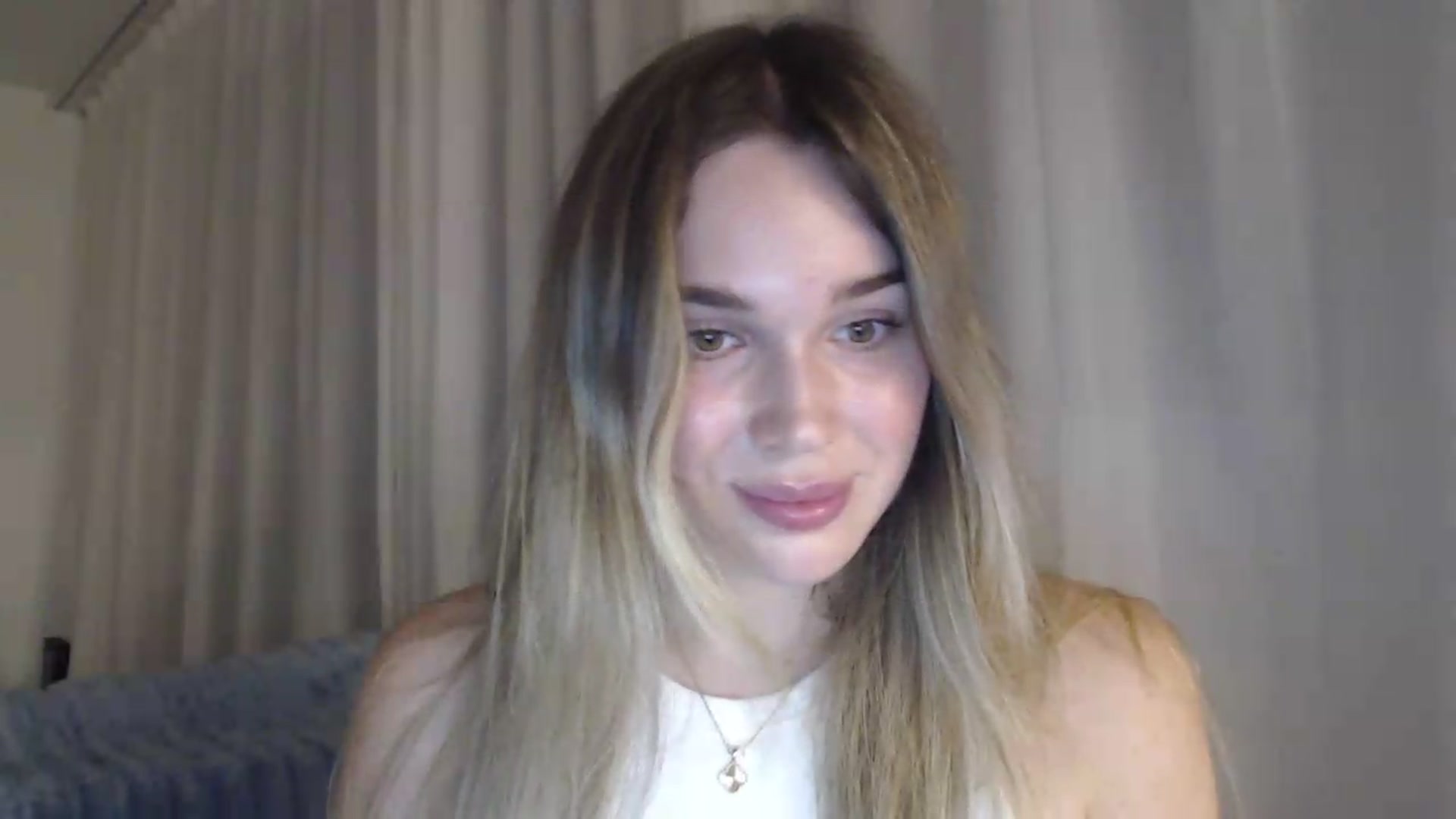 Gallery image thumbnail from Ooh_Cassie's myfreecams stream on, 07/31/2026, 21:11 image 12 of 20