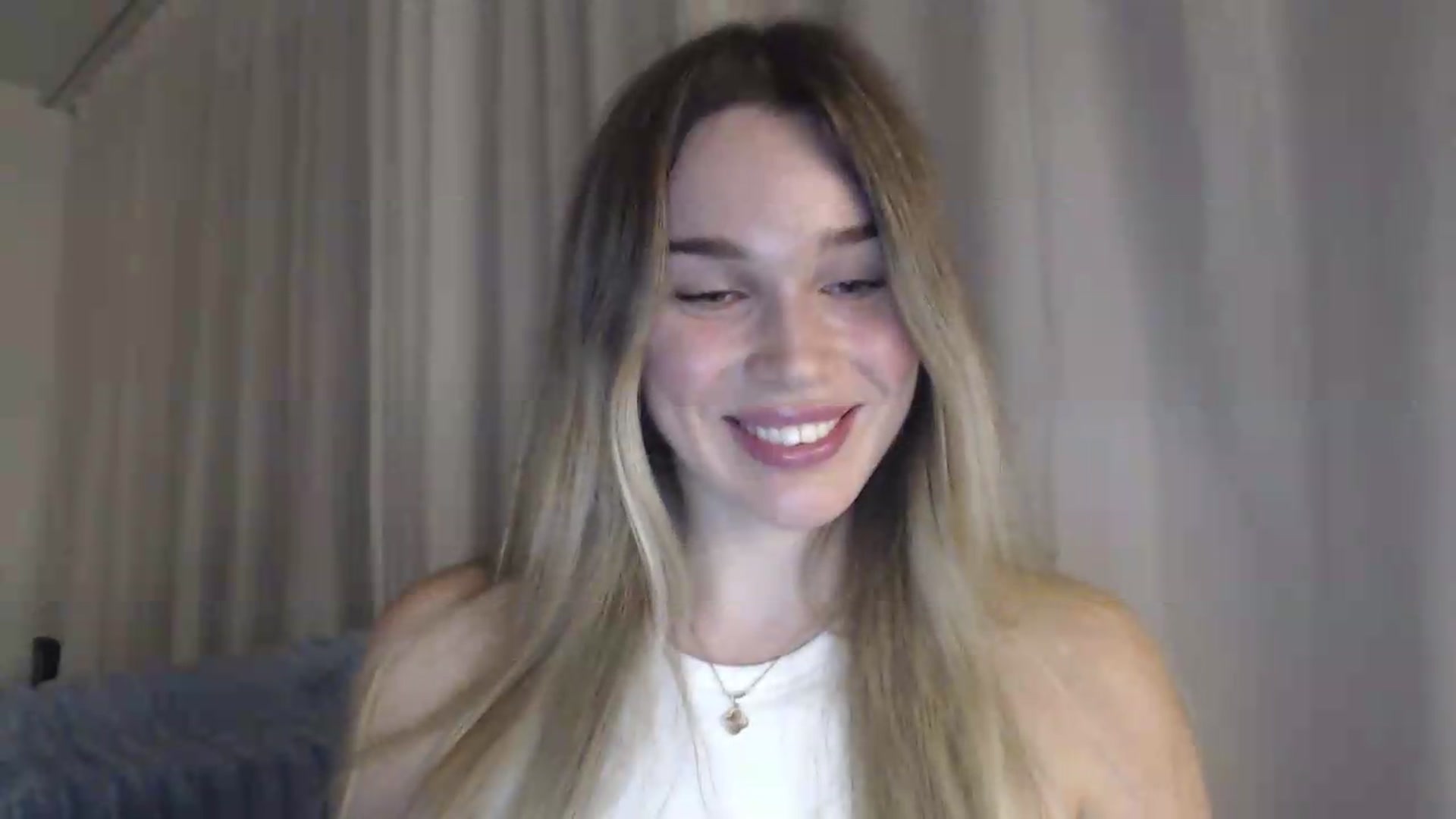 Gallery image thumbnail from Ooh_Cassie's myfreecams stream on, 07/31/2026, 21:11 image 20 of 20