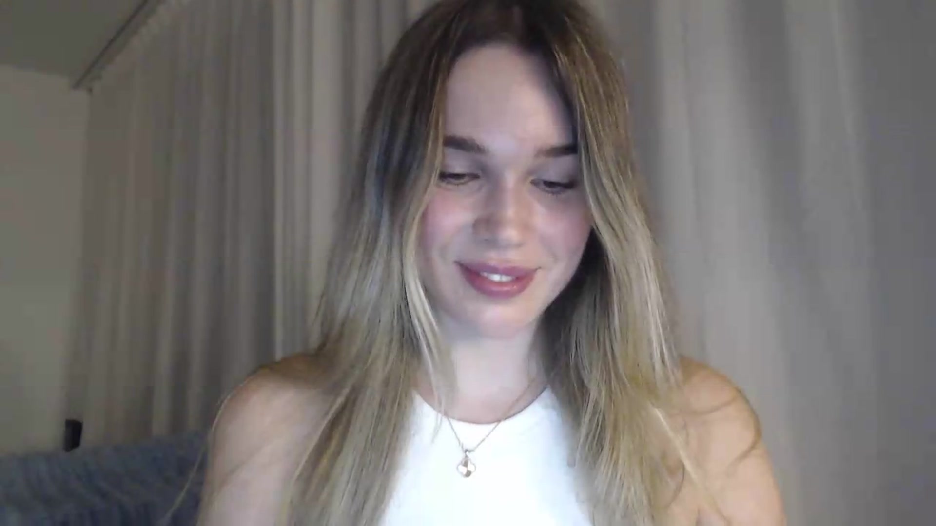Gallery image thumbnail from Ooh_Cassie's myfreecams stream on, 07/31/2026, 22:00 image 13 of 20