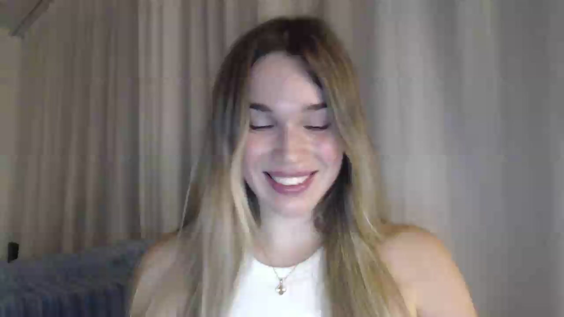 Gallery image thumbnail from Ooh_Cassie's myfreecams stream on, 07/31/2026, 22:00 image 1 of 20