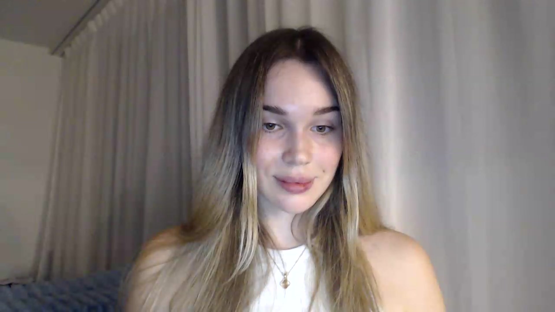 Gallery image thumbnail from Ooh_Cassie's myfreecams stream on, 09/09/2026, 18:51 image 10 of 20