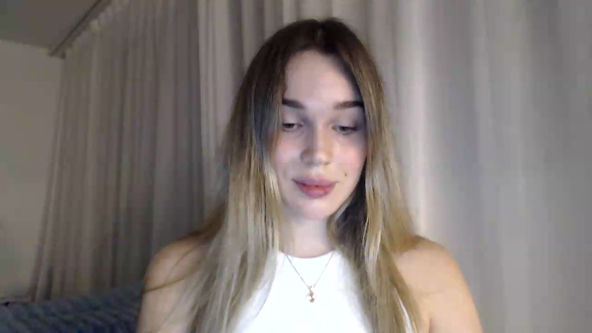 Gallery image thumbnail from Ooh_Cassie's myfreecams stream on, 09/09/2026, 18:51 image 9 of 20