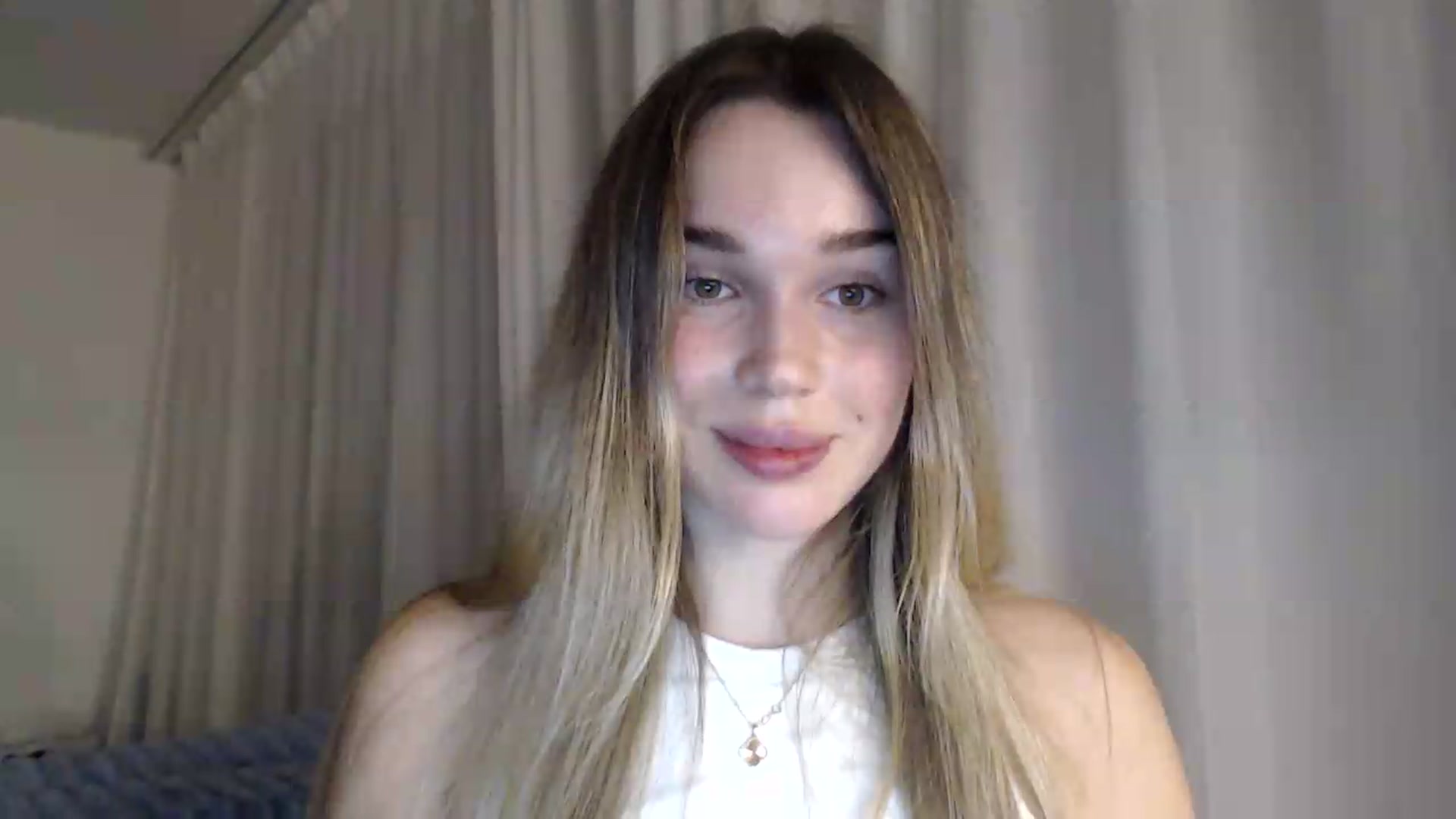 Gallery image thumbnail from Ooh_Cassie's myfreecams stream on, 09/09/2026, 20:43 image 16 of 20