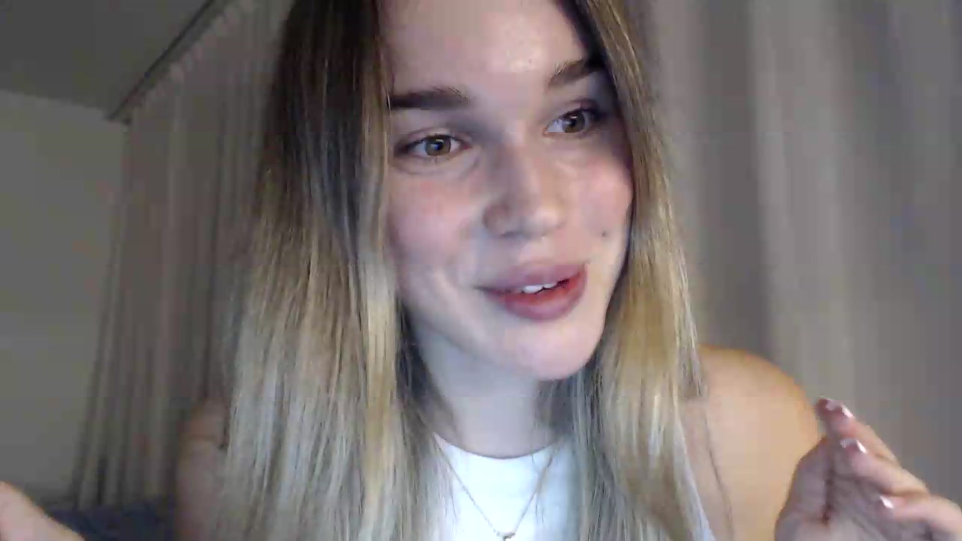 Gallery image thumbnail from Ooh_Cassie's myfreecams stream on, 09/09/2026, 20:43 image 6 of 20